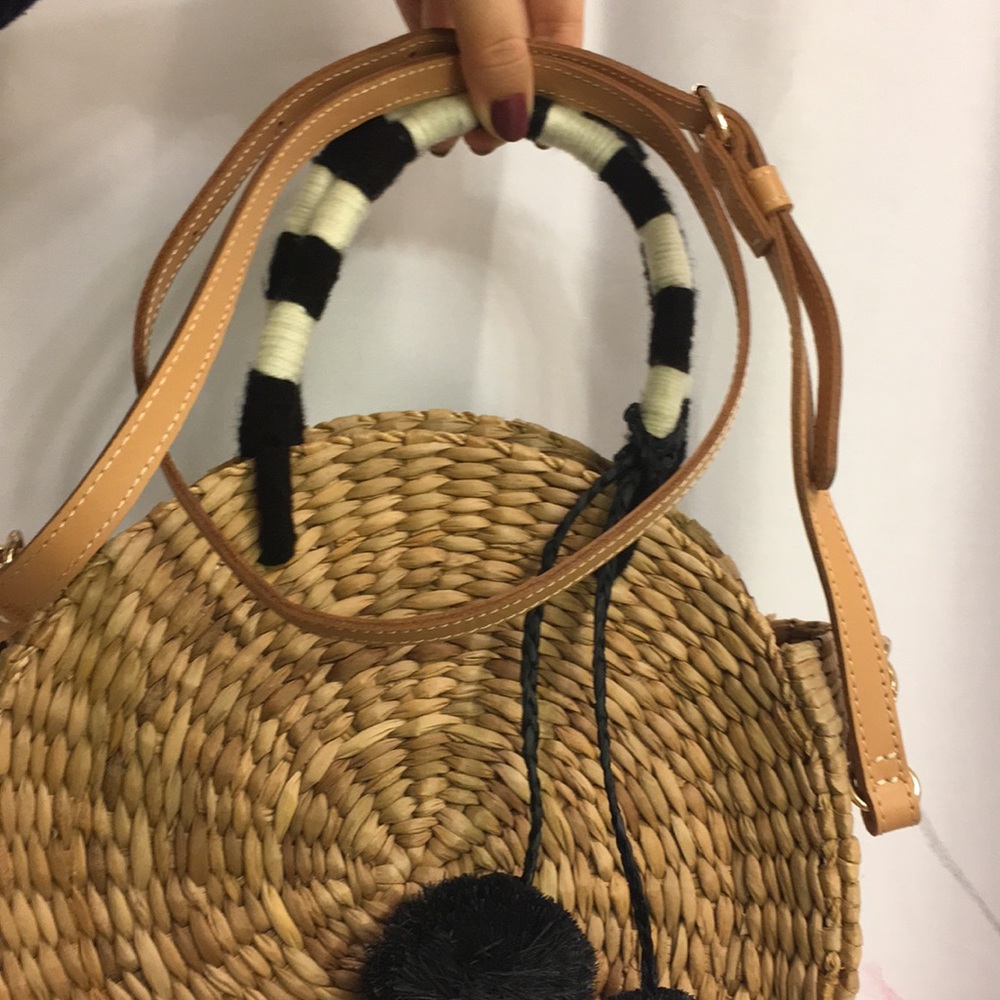 Kayu handcrafted seagrass bag, removable crossbody - Picture 6 of 8